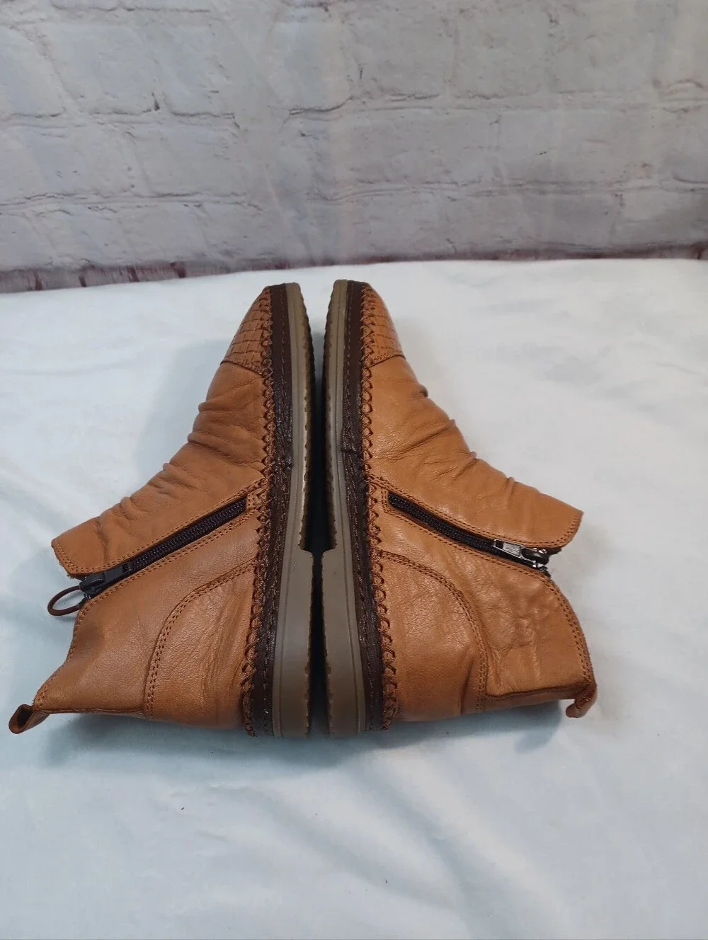 walking step womans  genuine leather cognac woven toe ankle booties size 37 -6M